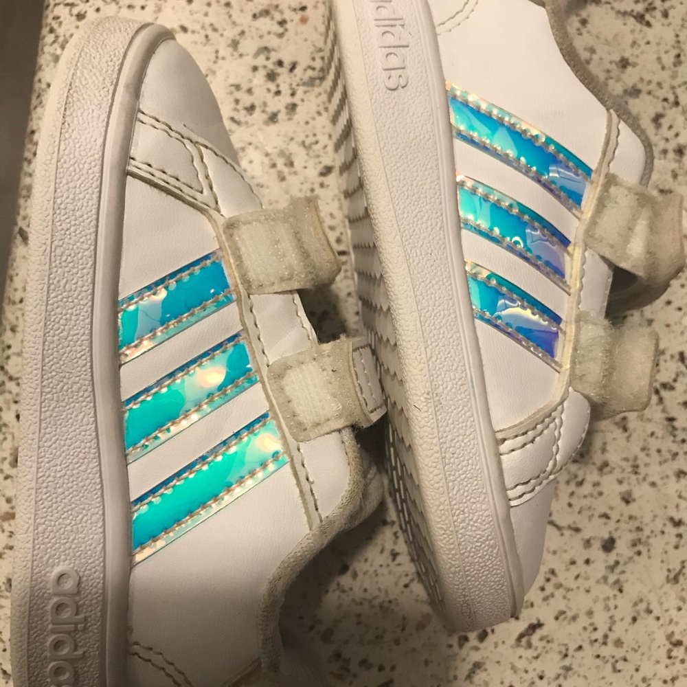 Adidas size 5c toddler girl